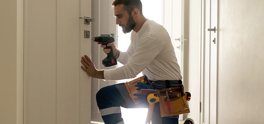 Mailbox Lock Installation Expert in Encinitas, California