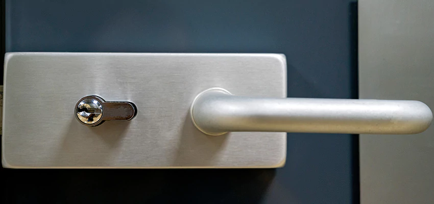 Change Patio Door Locks in Encinitas, California